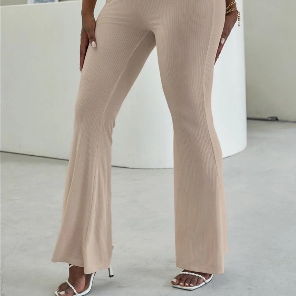Flare Pants - Picture 2 of 4